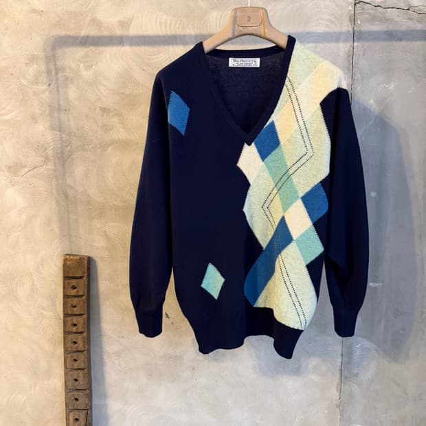 버버리 스코티쉬 램스울 니트 100
