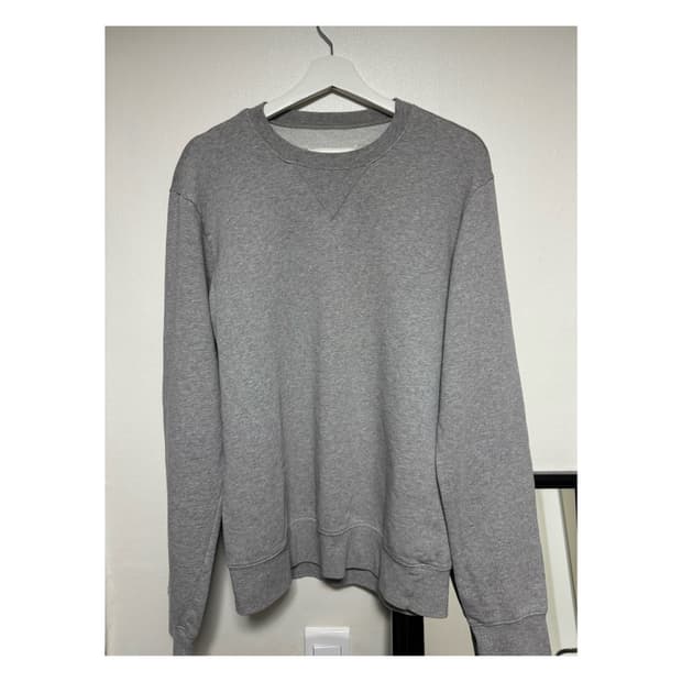 마르지엘라 엘보우 맨투맨