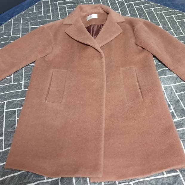 한섬 SJSJ 오버핏 라마68% 브러쉬드 코트 (55)