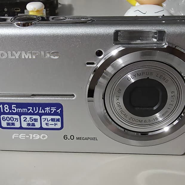 올림푸스 FE-190 빈티지 디지털카메라
