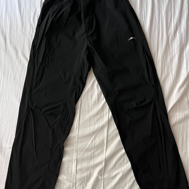 [M]고요웨어 벤틸레이션 커브드 팬츠 블랙