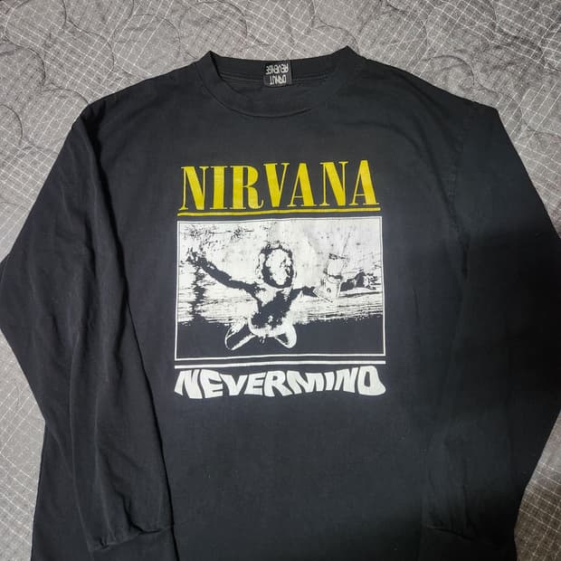 도넛리벤지 너바나 긴팔 3사이즈 판매