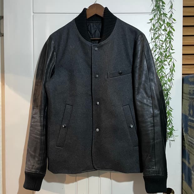 래더-울 바시티