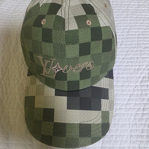 루이비통 퍼렐 모자