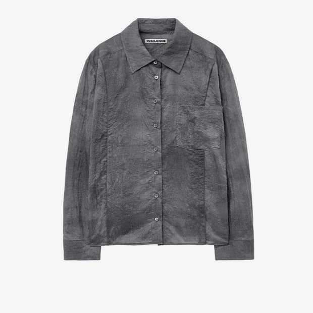 인사일런스 우먼 뉴트럴 그래픽 셔츠 CHARCOAL