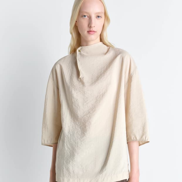 [34,36]르메르 26ss 소프트 실크 카라 탑/오트 밀크