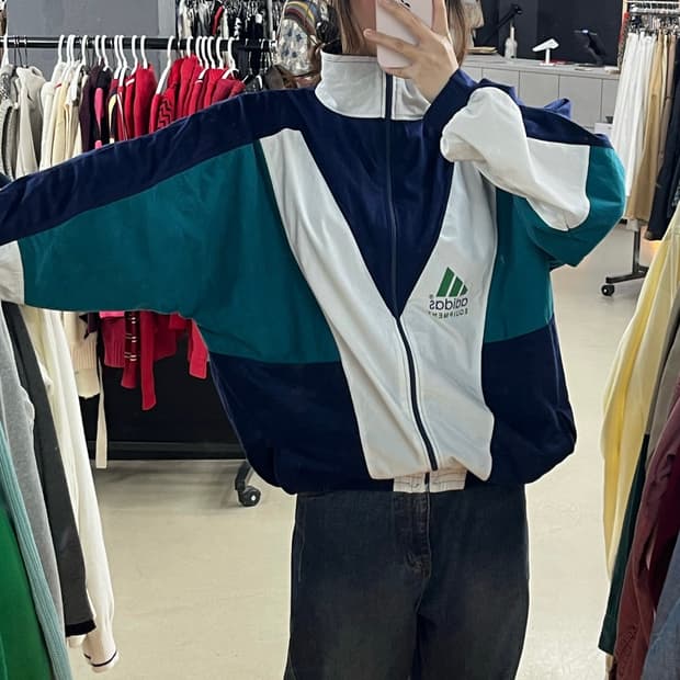 아디다스 이큅먼트 져지