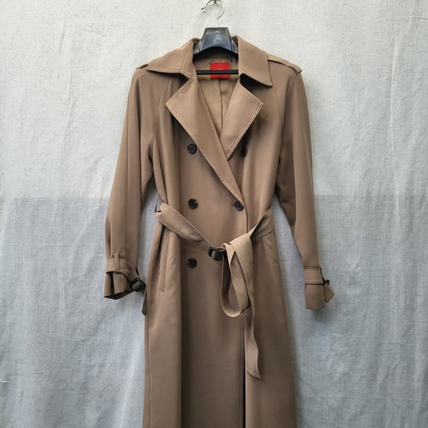 리스트 트랜치코트