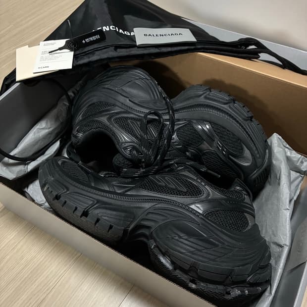 발렌시아가 10xl 올블랙 39