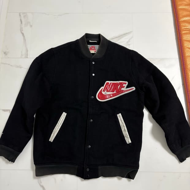 슈프림 나이키 스타장 L