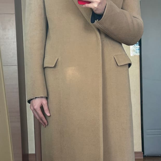 발렌시아가 서스펜디드 코트