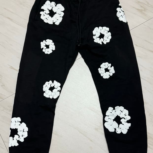 데님티어스 스웻팬츠 스웻쇼츠랑 교환 원합니다