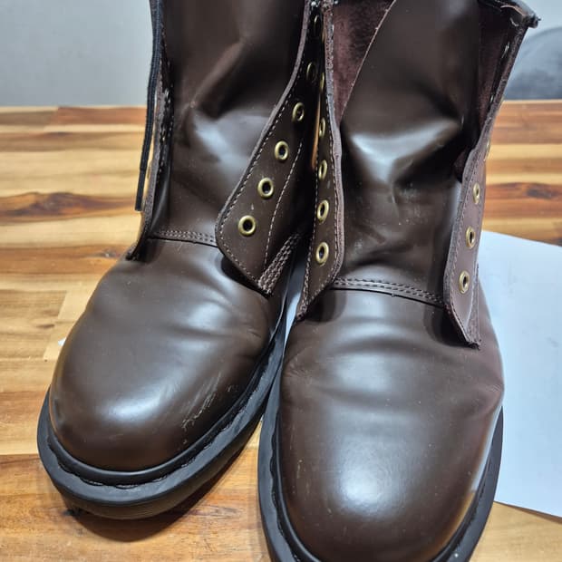 닥터마틴 1460 브라운 280