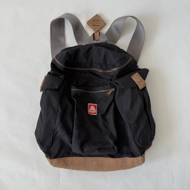 잔스포츠(JANSPORT) 백팩