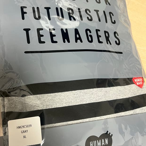 휴먼 메이드 긴팔 스트라이프 티(완전 새거)