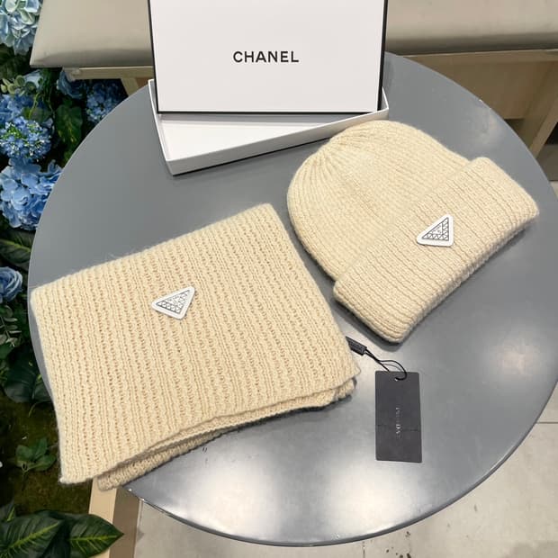 프라다 가을 겨울 모자
