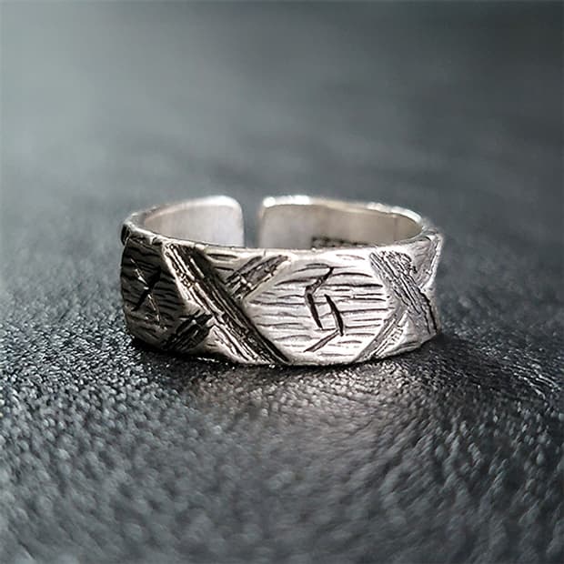 Skarn 실버 남자 엔틱 빈티지 명품 북유럽 바이킹 반지