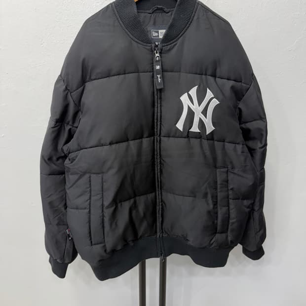정품) 뉴에라 뉴욕 양키스 블랙 패딩 100