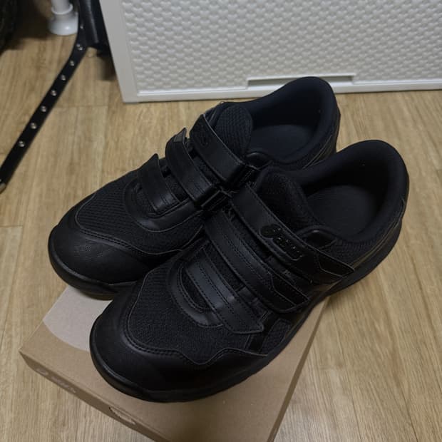 아식스 윈잡 CP215