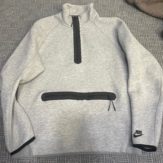 나이키 테크팩 하프집업 맨투맨 M