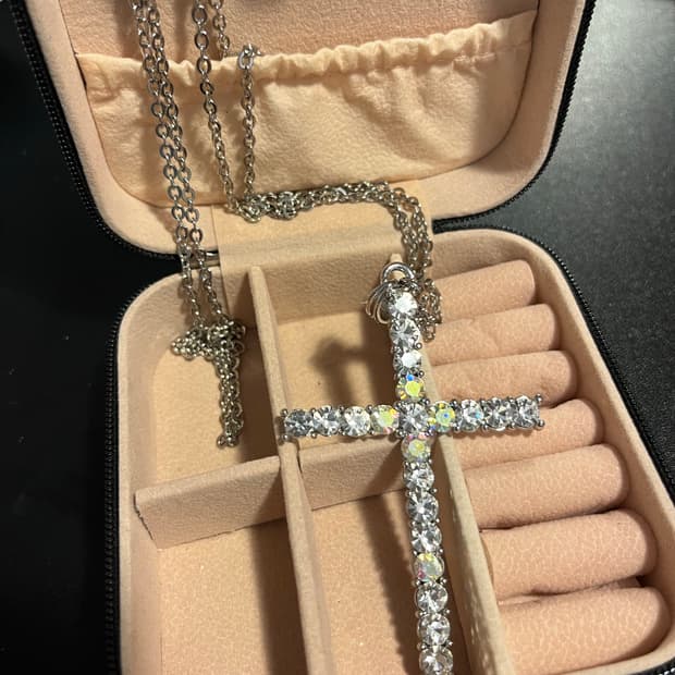 십자가 큐빅 목걸이 
