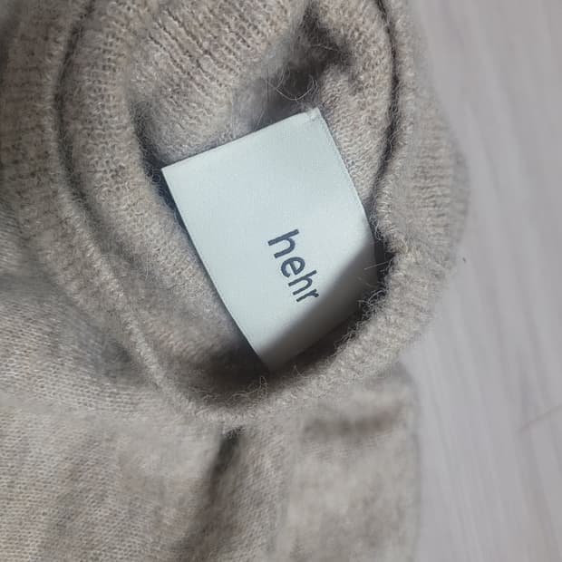 Hehr 히어 캐시미어 목티
44-55사이즈
