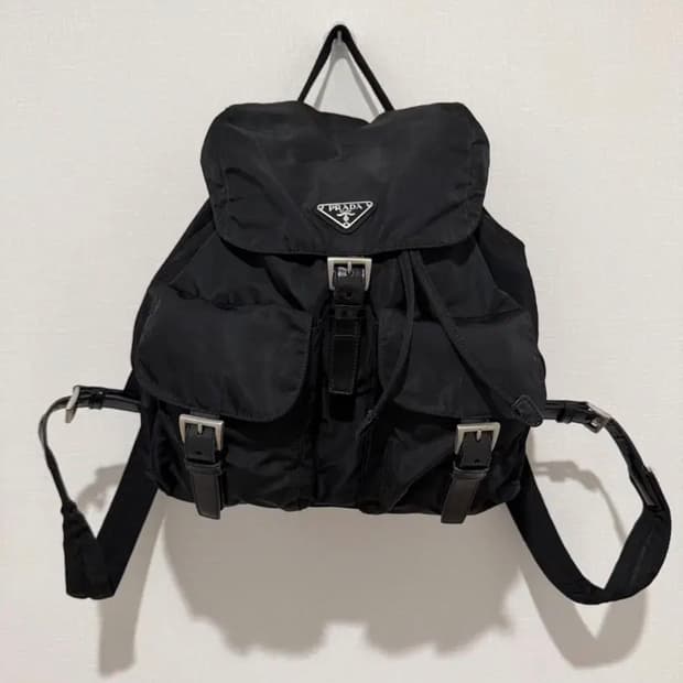 정품 프라다 포코노 나일론 블랙 투포켓 백팩