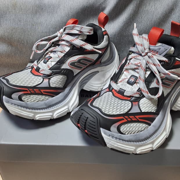 [새상품급] 발렌시아가 10xl 스니커즈 레드 40