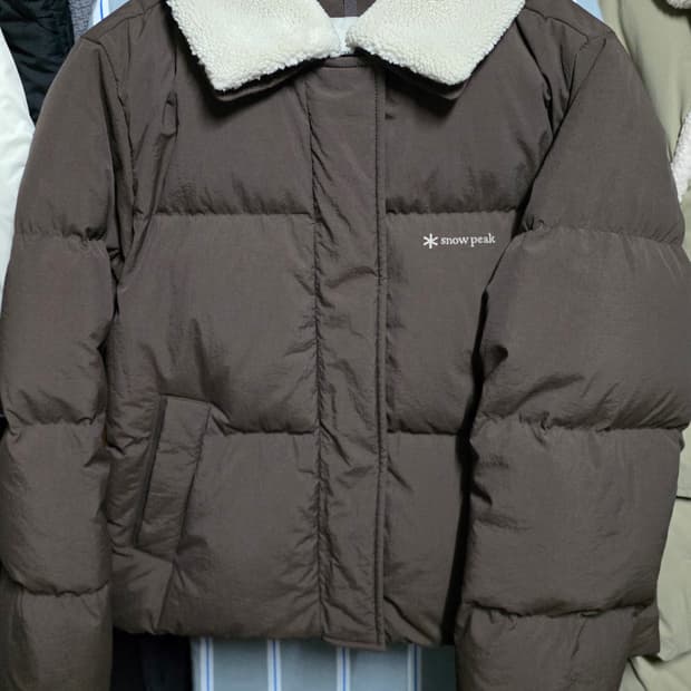 스노우피크 여성 카라 부클넥 헤비 다운 자켓 Choco Brown