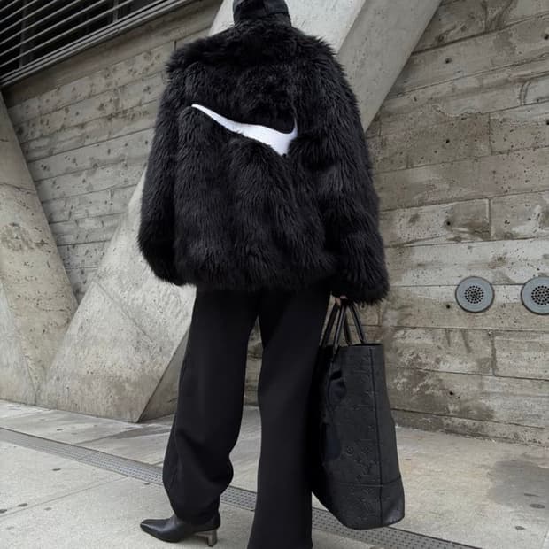 나이키 x 앰부쉬 리버시블 퍼 자켓 m