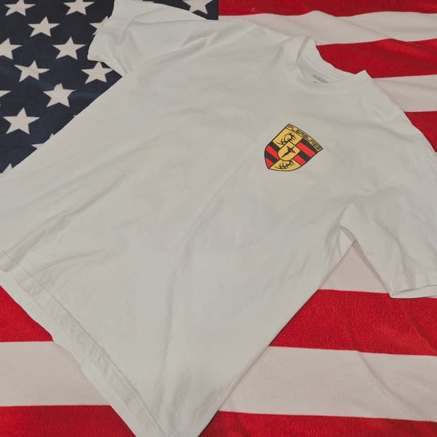 플레져스 페라리 반팔 티셔츠