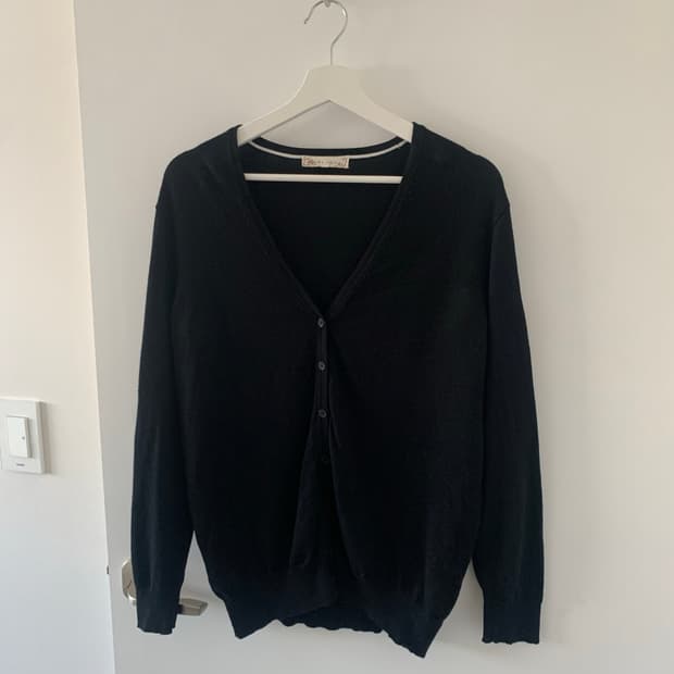 클래식 블랙 가디건