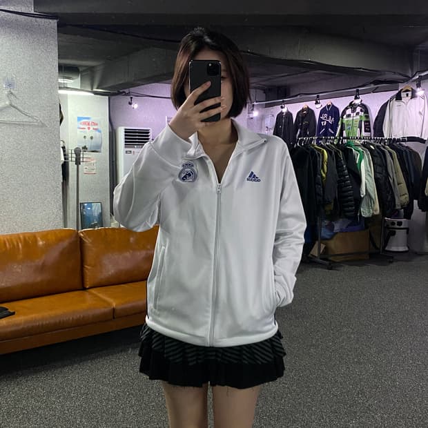 아디다스 레알 마드리드 화이트 트랙 탑 져지 B2782  