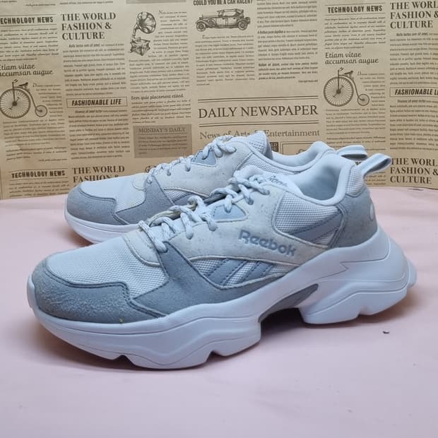 리복 로얄 브릿지 3.0 여성운동화240 