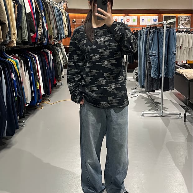 빈티지 스펠링 롱슬리브 티셔츠