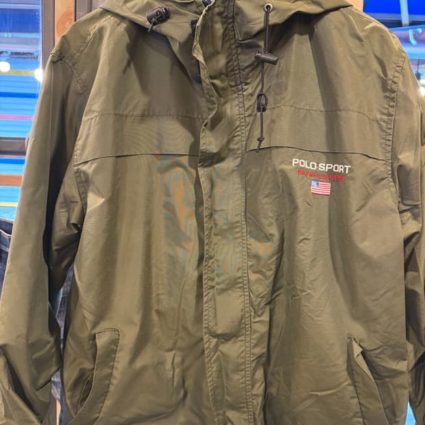 폴로스포츠 카키 윈드브레이커