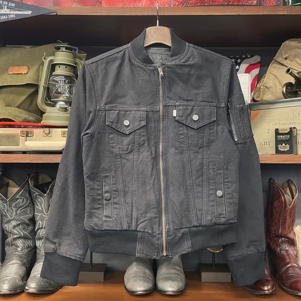 10s 리바이스 유틸리티 암 포켓 데님 트러커 자켓 N349