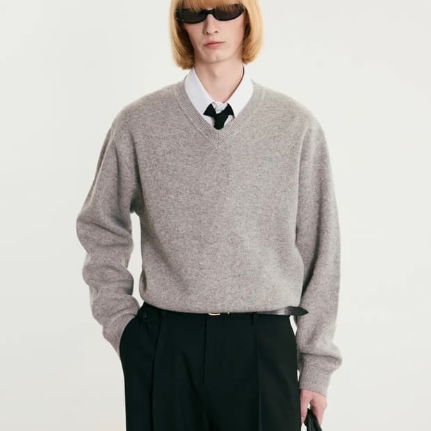 (105) 25FW TNGT 캐시미어 브이넥 니트 그레이