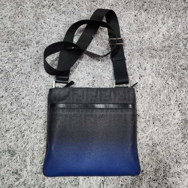 펜디 블랙 주카 스팔마티 옴브레 크로스백