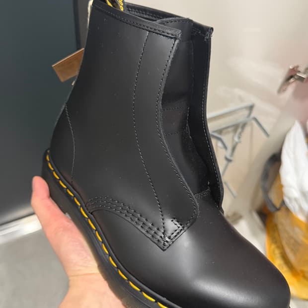 닥터마틴 1460 레이스리스 첼시부츠