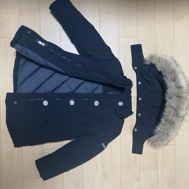 울리치 키즈 패딩 판매합니다 사이즈 6