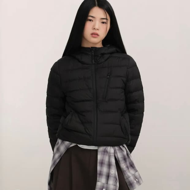 무신사 스탠다드 시티 레저 우먼즈 후디드 라이트 다운 재킷 블랙 새제품