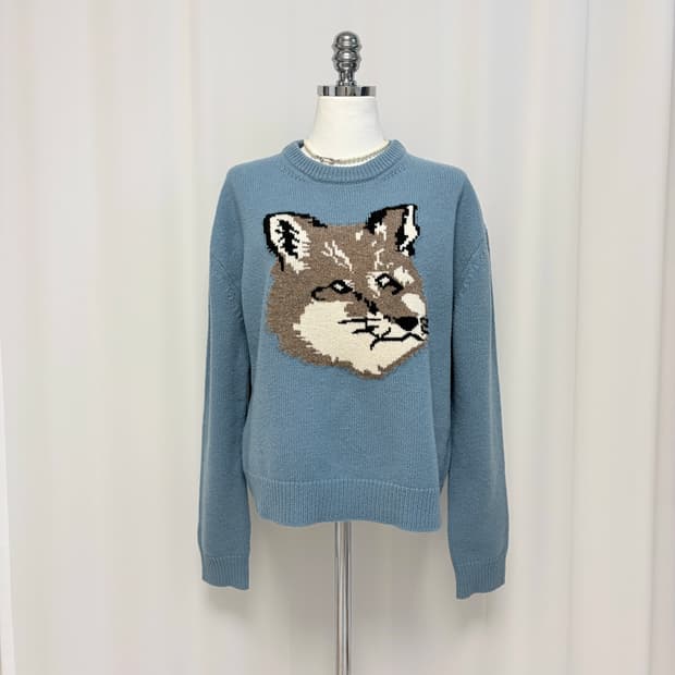 메종키츠네 폭스헤드 라이트 블루 니트