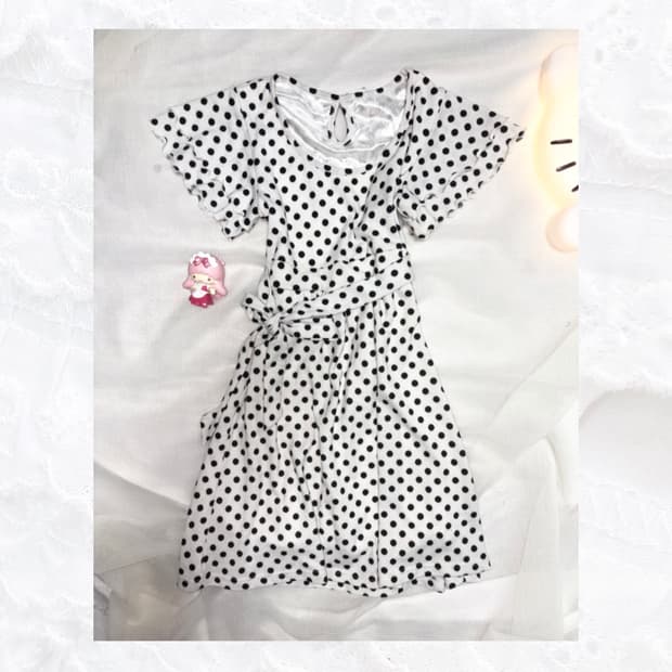 화이트&블랙 도트 리본 원피스