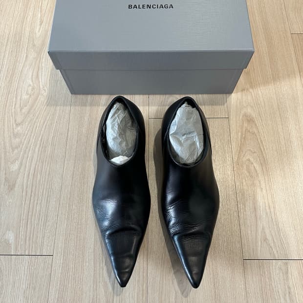 발렌시아가 서브웨이 로퍼 42