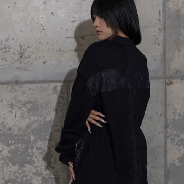 팬시클럽 백 크로스 오버핏 카라티 (BLACK) 