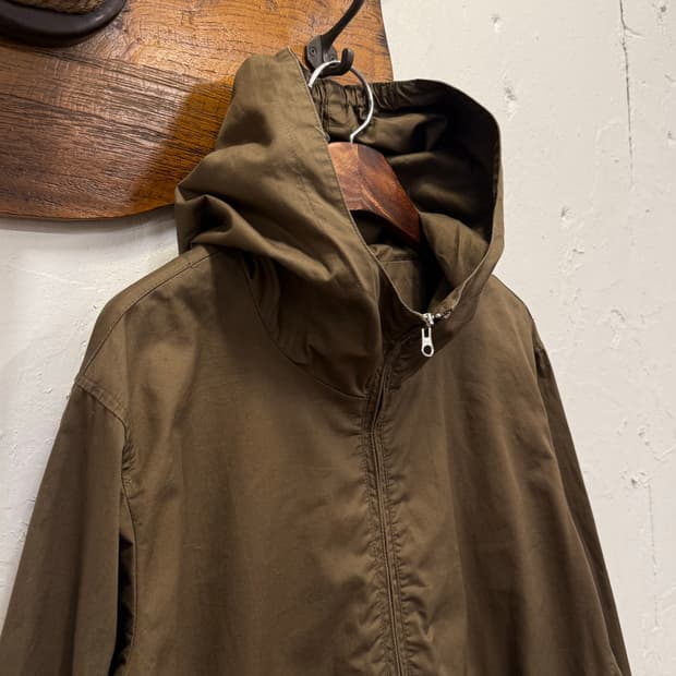 M) Urban Research Doors Hooded 2-Way Zip