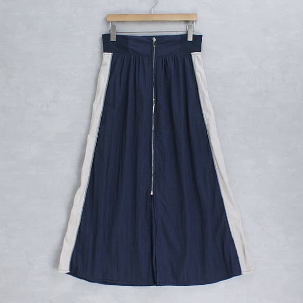 front zip band skirt