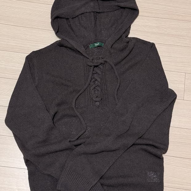 어두운 보라 후드니트