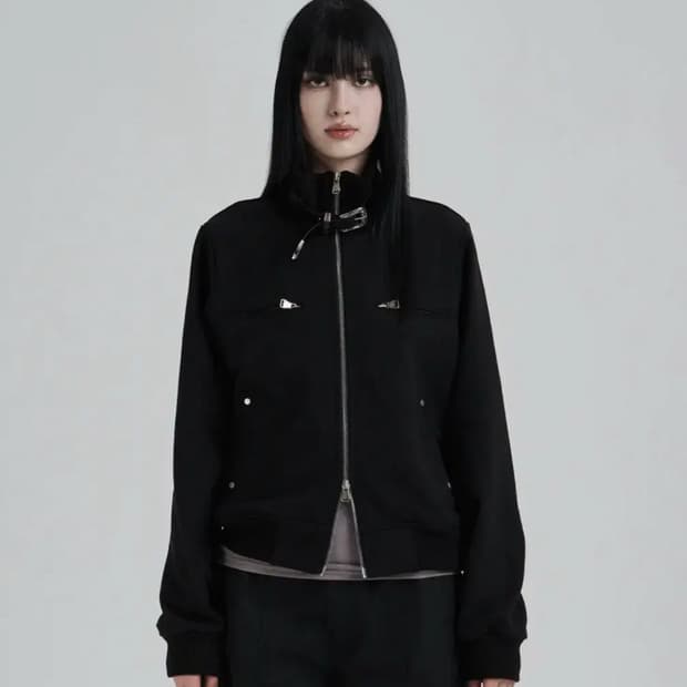 illio(일리오)Black Highneck jersey blous 자켓